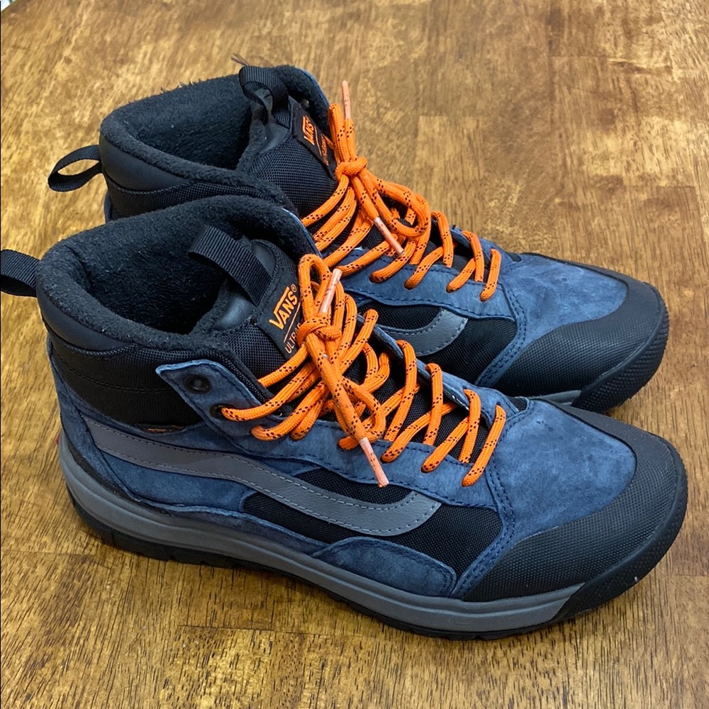 Vans Ultrarange EXO HI MTE-1 Insulated winter Shoes - Picture 2 of 10